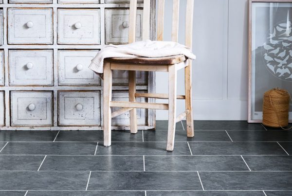Slate tiles in kitchen