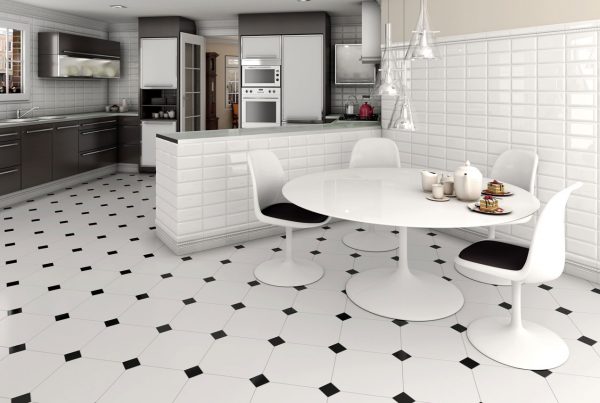 Black & white kitchen tiles